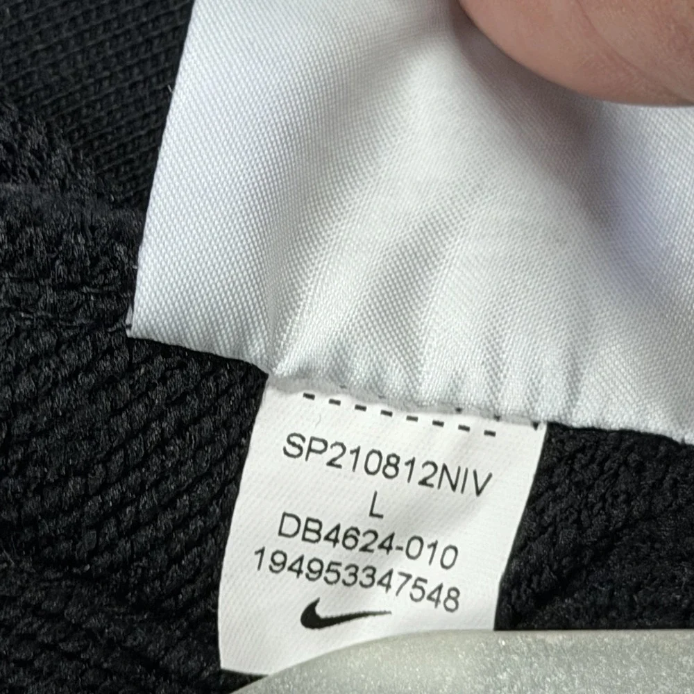 Women's Nike Dri-Fit Cropped Crew Neck Sweatshirt Black Large